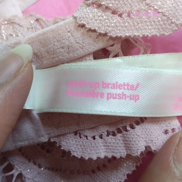 PINK from VS - Picture 8 of 11